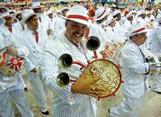 orchestre de percussions de l'école de samba