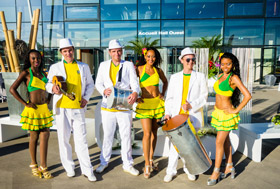 Nos musiciens et danseuses au Mans